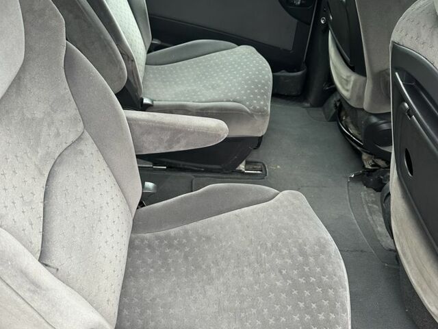 Бежевый Пежо 807, объемом двигателя 2.2 л и пробегом 300 тыс. км за 1800 $, фото 13 на Automoto.ua