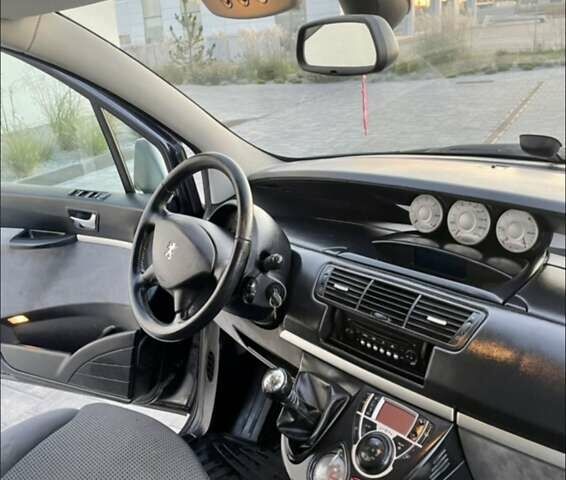 Бежевый Пежо 807, объемом двигателя 2 л и пробегом 240 тыс. км за 6500 $, фото 13 на Automoto.ua