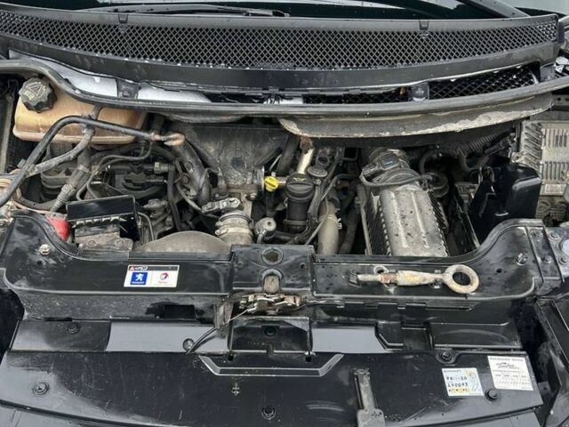 Черный Пежо 807, объемом двигателя 2 л и пробегом 270 тыс. км за 5500 $, фото 7 на Automoto.ua