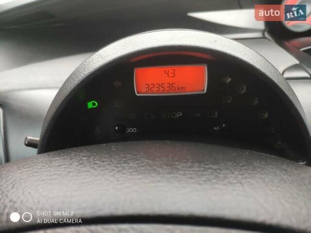 Черный Пежо 807, объемом двигателя 2 л и пробегом 323 тыс. км за 4200 $, фото 12 на Automoto.ua