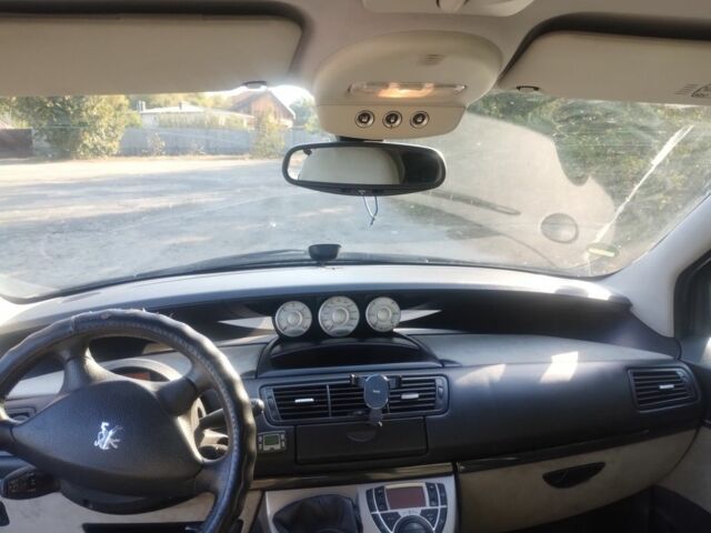 Черный Пежо 807, объемом двигателя 2.2 л и пробегом 317 тыс. км за 5500 $, фото 1 на Automoto.ua