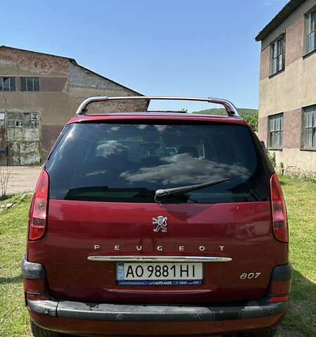 Красный Пежо 807, объемом двигателя 2.2 л и пробегом 450 тыс. км за 4500 $, фото 3 на Automoto.ua