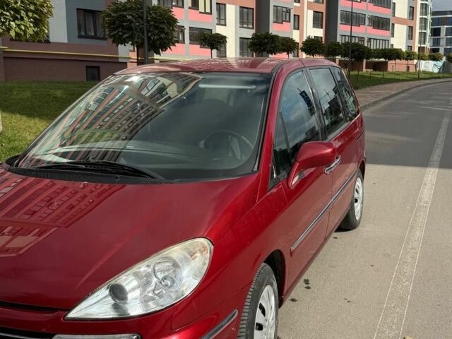 Красный Пежо 807, объемом двигателя 2 л и пробегом 305 тыс. км за 5725 $, фото 4 на Automoto.ua