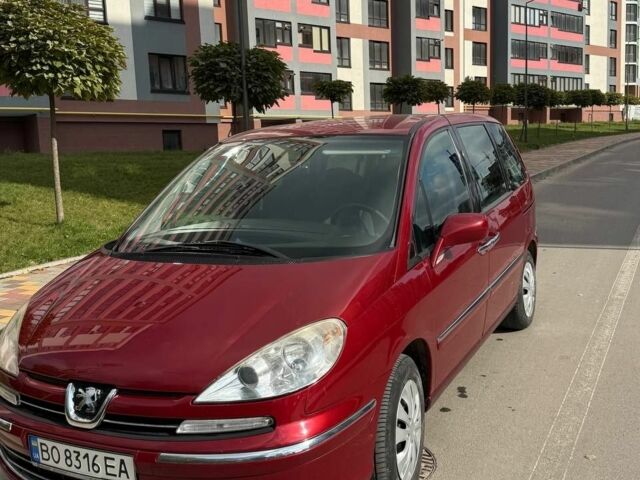 Красный Пежо 807, объемом двигателя 2 л и пробегом 305 тыс. км за 5725 $, фото 1 на Automoto.ua