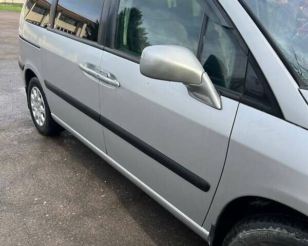 Пежо 807, объемом двигателя 2 л и пробегом 257 тыс. км за 3700 $, фото 3 на Automoto.ua