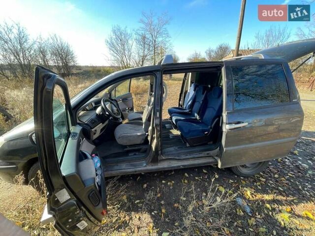 Пежо 807, объемом двигателя 2.2 л и пробегом 320 тыс. км за 2375 $, фото 5 на Automoto.ua