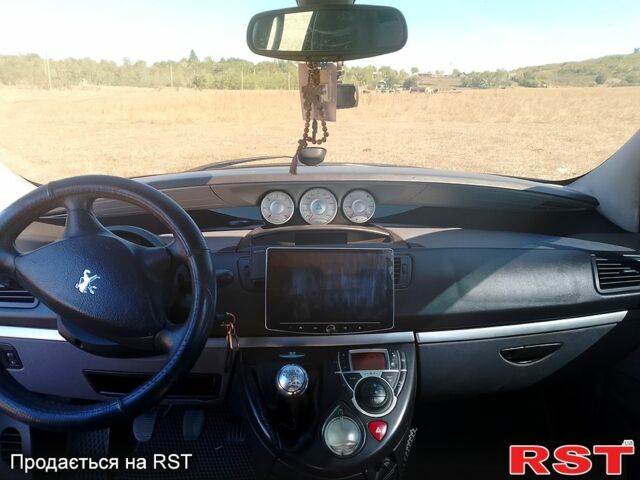 Пежо 807, объемом двигателя 2.2 л и пробегом 236 тыс. км за 5200 $, фото 1 на Automoto.ua