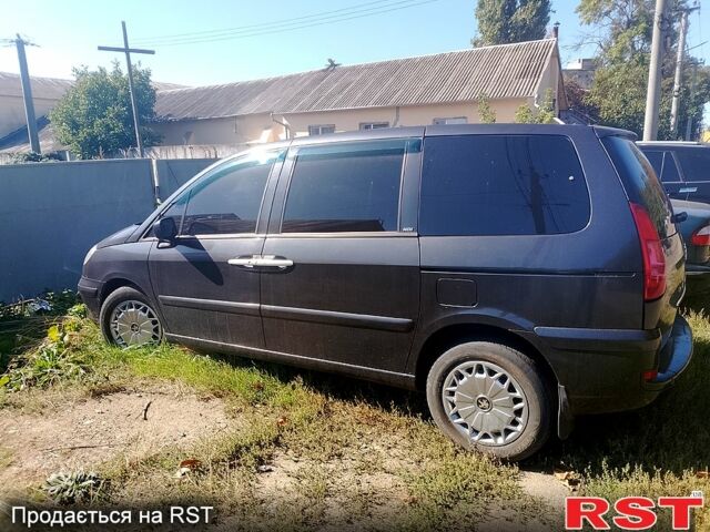 Пежо 807, объемом двигателя 2.2 л и пробегом 236 тыс. км за 5200 $, фото 2 на Automoto.ua