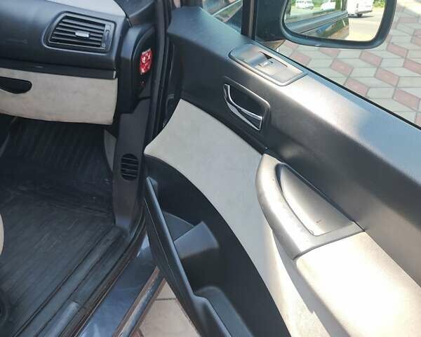 Пежо 807, объемом двигателя 2.2 л и пробегом 264 тыс. км за 6500 $, фото 3 на Automoto.ua
