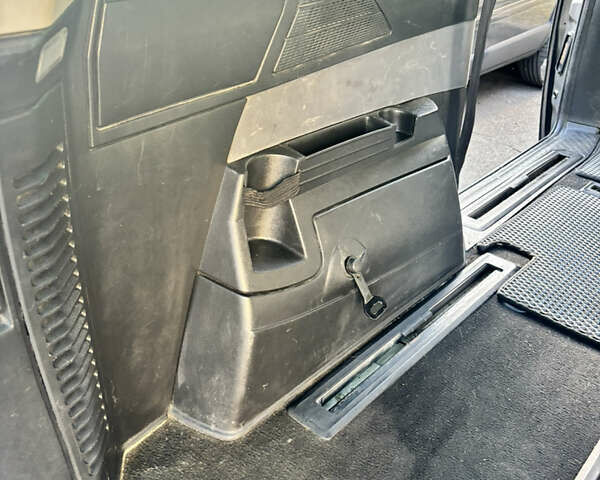 Пежо 807, объемом двигателя 2 л и пробегом 327 тыс. км за 7150 $, фото 28 на Automoto.ua