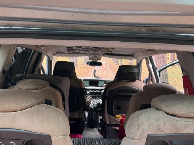 Сірий Пежо 807, об'ємом двигуна 2 л та пробігом 500 тис. км за 6500 $, фото 4 на Automoto.ua