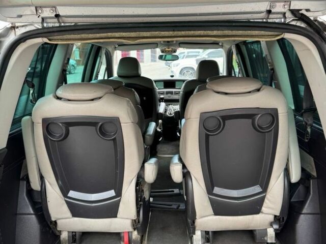 Сірий Пежо 807, об'ємом двигуна 2.2 л та пробігом 200 тис. км за 4500 $, фото 11 на Automoto.ua