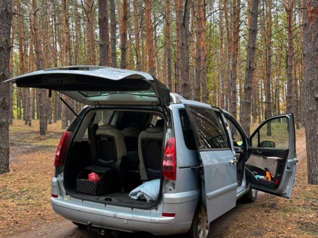 Сірий Пежо 807, об'ємом двигуна 2 л та пробігом 500 тис. км за 6500 $, фото 7 на Automoto.ua