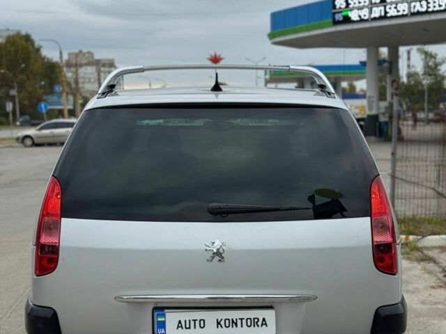 Сірий Пежо 807, об'ємом двигуна 2.2 л та пробігом 200 тис. км за 4500 $, фото 7 на Automoto.ua