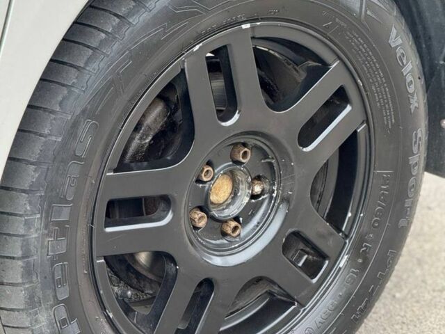 Сірий Пежо 807, об'ємом двигуна 2.2 л та пробігом 200 тис. км за 4500 $, фото 4 на Automoto.ua