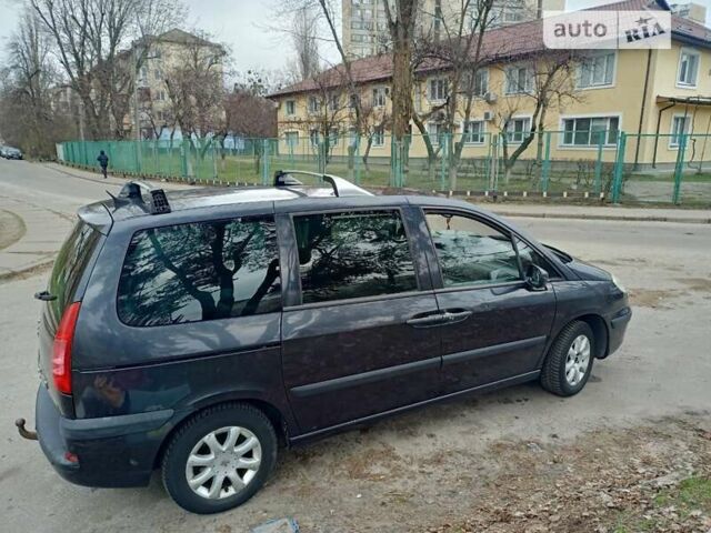 Сірий Пежо 807, об'ємом двигуна 2.23 л та пробігом 245 тис. км за 4200 $, фото 5 на Automoto.ua