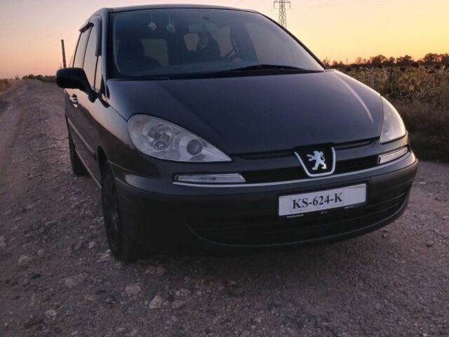 Серый Пежо 807, объемом двигателя 2 л и пробегом 350 тыс. км за 1700 $, фото 2 на Automoto.ua
