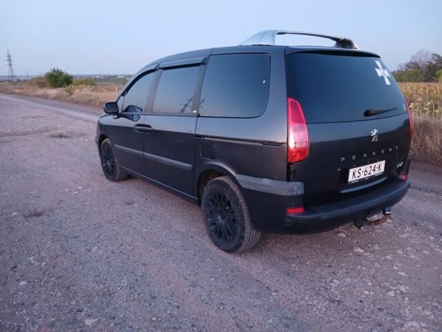 Серый Пежо 807, объемом двигателя 2 л и пробегом 350 тыс. км за 1700 $, фото 1 на Automoto.ua