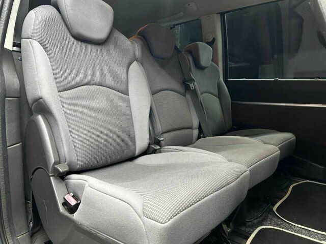 Сірий Пежо 807, об'ємом двигуна 2 л та пробігом 242 тис. км за 6300 $, фото 16 на Automoto.ua