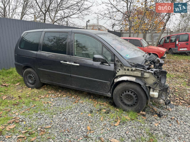 Серый Пежо 807, объемом двигателя 2 л и пробегом 230 тыс. км за 1850 $, фото 2 на Automoto.ua