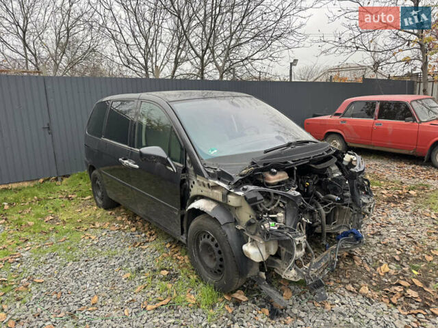 Серый Пежо 807, объемом двигателя 2 л и пробегом 230 тыс. км за 1850 $, фото 5 на Automoto.ua