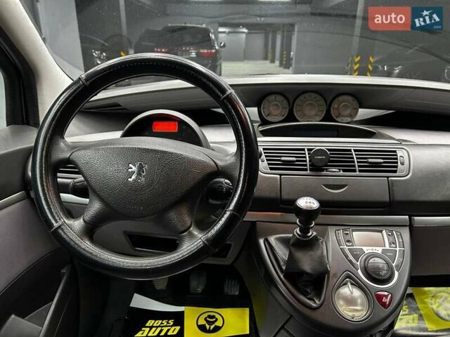 Сірий Пежо 807, об'ємом двигуна 2 л та пробігом 242 тис. км за 6300 $, фото 11 на Automoto.ua