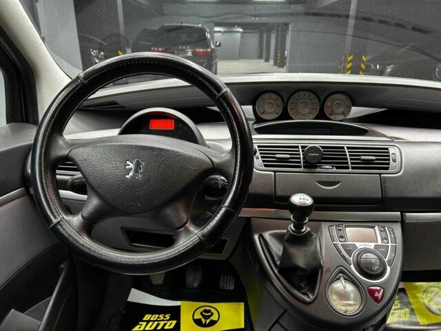 Сірий Пежо 807, об'ємом двигуна 2 л та пробігом 242 тис. км за 6300 $, фото 11 на Automoto.ua