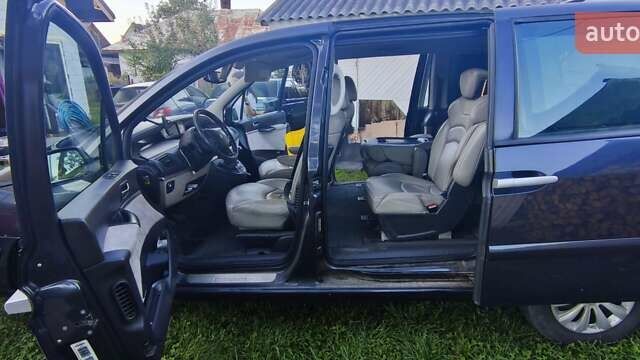 Сірий Пежо 807, об'ємом двигуна 2 л та пробігом 360 тис. км за 5700 $, фото 1 на Automoto.ua