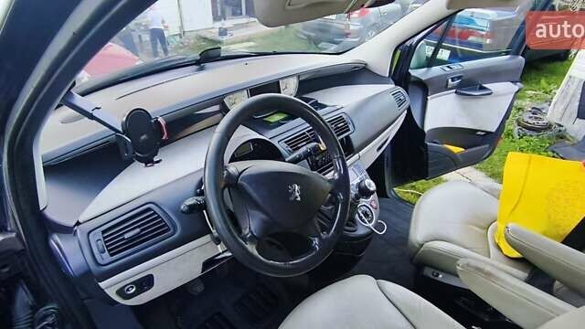 Сірий Пежо 807, об'ємом двигуна 2 л та пробігом 360 тис. км за 5700 $, фото 3 на Automoto.ua