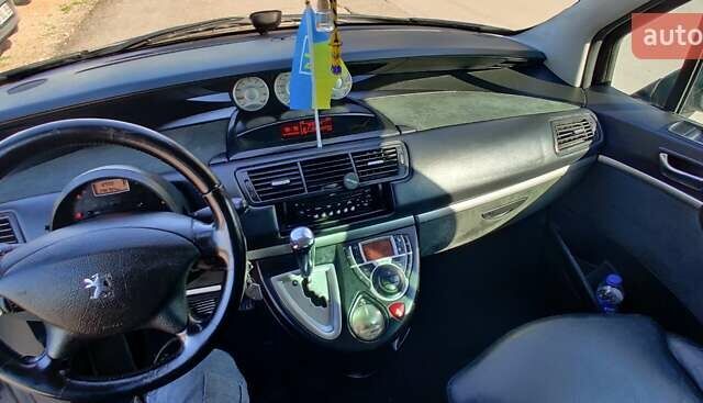 Сірий Пежо 807, об'ємом двигуна 2 л та пробігом 306 тис. км за 6200 $, фото 13 на Automoto.ua