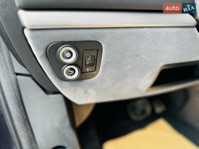 Серый Пежо 807, объемом двигателя 2 л и пробегом 206 тыс. км за 6850 $, фото 55 на Automoto.ua