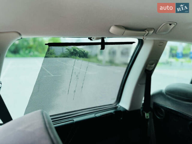 Серый Пежо 807, объемом двигателя 2 л и пробегом 206 тыс. км за 6850 $, фото 28 на Automoto.ua