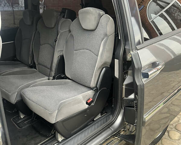 Серый Пежо 807, объемом двигателя 2 л и пробегом 300 тыс. км за 5900 $, фото 18 на Automoto.ua