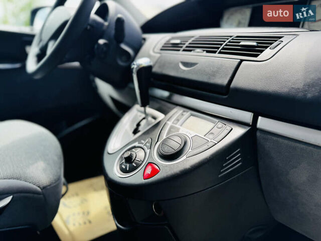 Серый Пежо 807, объемом двигателя 2 л и пробегом 206 тыс. км за 6850 $, фото 49 на Automoto.ua