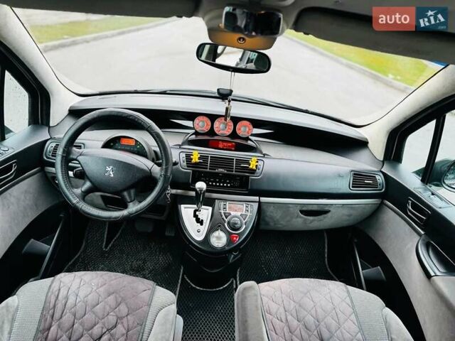 Серый Пежо 807, объемом двигателя 2.18 л и пробегом 155 тыс. км за 7500 $, фото 7 на Automoto.ua