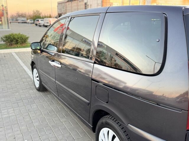 Сірий Пежо 807, об'ємом двигуна 2 л та пробігом 264 тис. км за 3199 $, фото 23 на Automoto.ua