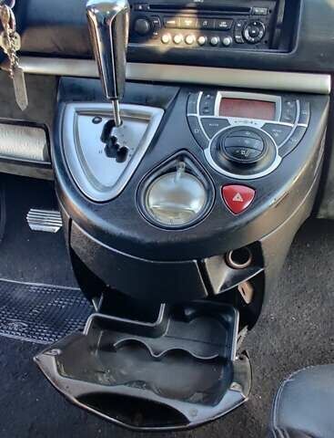 Сірий Пежо 807, об'ємом двигуна 2 л та пробігом 306 тис. км за 6200 $, фото 22 на Automoto.ua