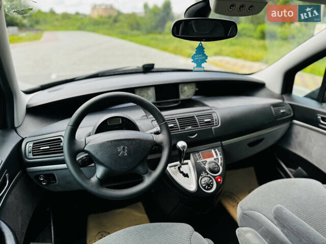 Серый Пежо 807, объемом двигателя 2 л и пробегом 206 тыс. км за 6850 $, фото 37 на Automoto.ua