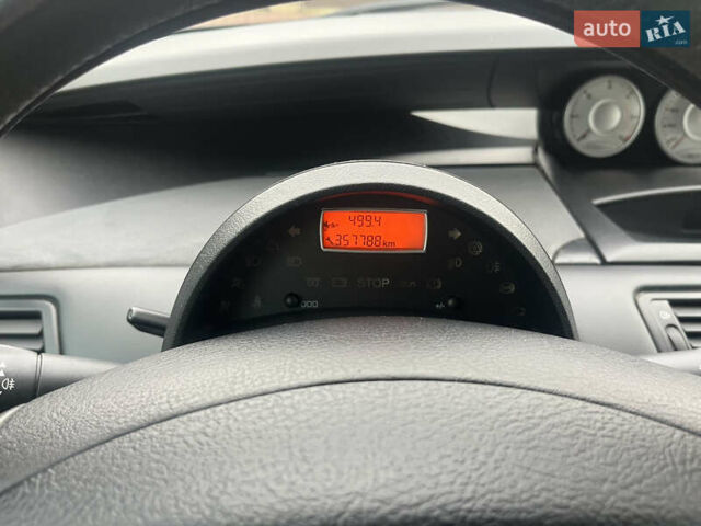 Серый Пежо 807, объемом двигателя 2 л и пробегом 300 тыс. км за 5900 $, фото 21 на Automoto.ua