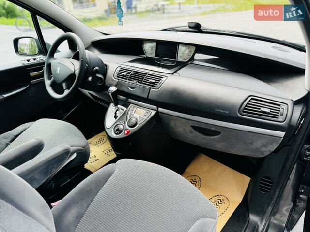 Серый Пежо 807, объемом двигателя 2 л и пробегом 206 тыс. км за 6850 $, фото 45 на Automoto.ua