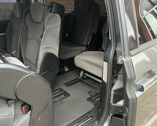 Серый Пежо 807, объемом двигателя 2 л и пробегом 300 тыс. км за 5900 $, фото 19 на Automoto.ua