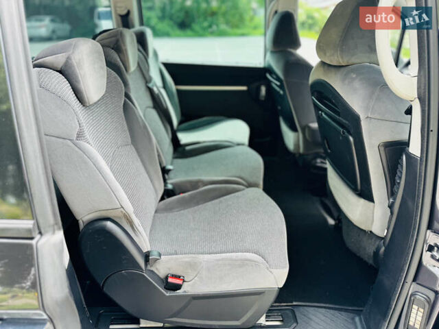 Серый Пежо 807, объемом двигателя 2 л и пробегом 206 тыс. км за 6850 $, фото 30 на Automoto.ua