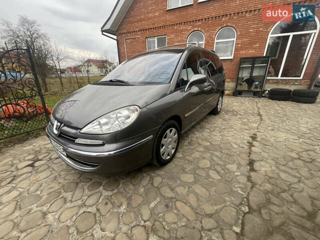 Серый Пежо 807, объемом двигателя 2 л и пробегом 300 тыс. км за 5900 $, фото 4 на Automoto.ua