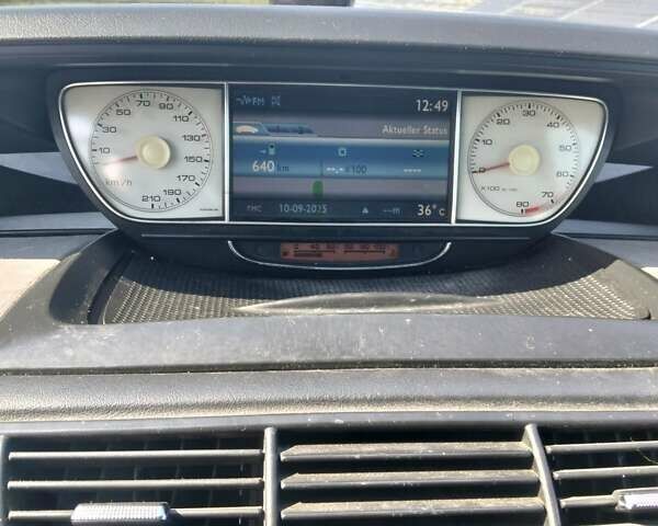 Серый Пежо 807, объемом двигателя 2 л и пробегом 271 тыс. км за 6000 $, фото 4 на Automoto.ua