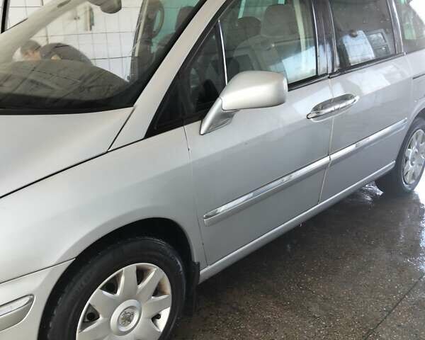 Серый Пежо 807, объемом двигателя 2 л и пробегом 271 тыс. км за 6000 $, фото 8 на Automoto.ua