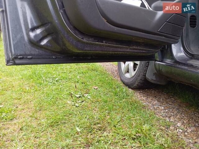 Сірий Пежо 807, об'ємом двигуна 2 л та пробігом 540 тис. км за 6000 $, фото 13 на Automoto.ua