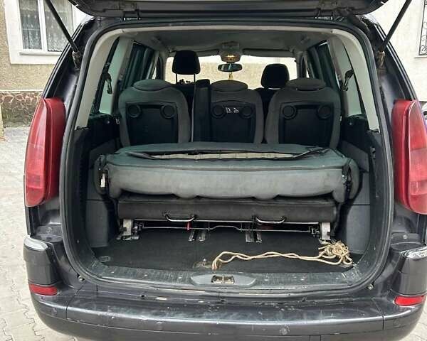 Сірий Пежо 807, об'ємом двигуна 2 л та пробігом 540 тис. км за 6000 $, фото 1 на Automoto.ua