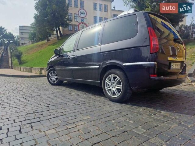 Сірий Пежо 807, об'ємом двигуна 2.18 л та пробігом 214 тис. км за 7200 $, фото 5 на Automoto.ua