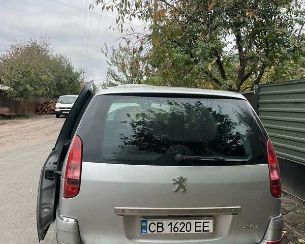 Серый Пежо 807, объемом двигателя 2.2 л и пробегом 290 тыс. км за 6000 $, фото 2 на Automoto.ua