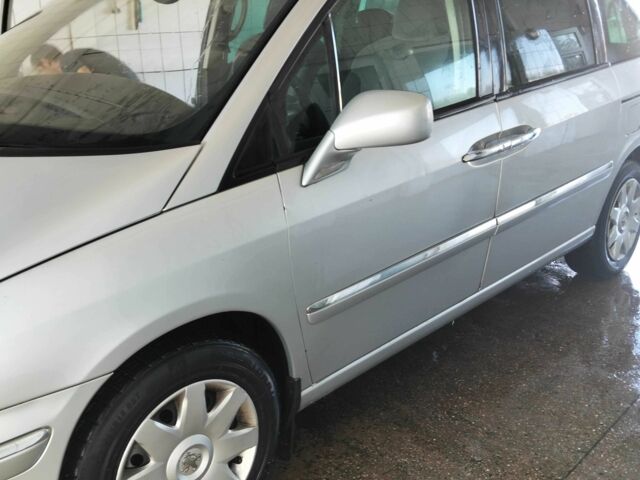 Сірий Пежо 807, об'ємом двигуна 2 л та пробігом 279 тис. км за 6100 $, фото 16 на Automoto.ua